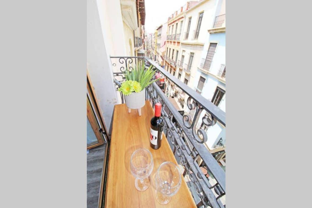Apartamento De Diseno Centrico 5 Min Playa Alicante Exterior foto